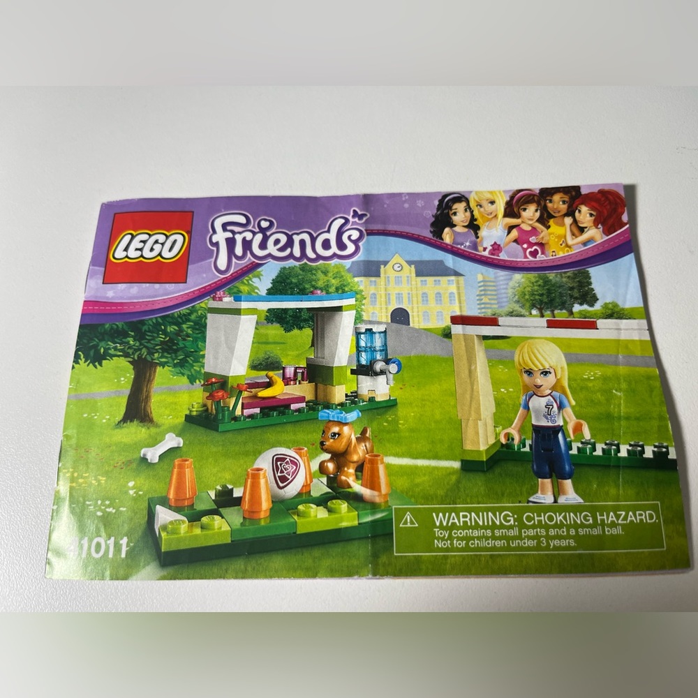 Stephanie’s Soccer Practice: Lego Friends Lego Set